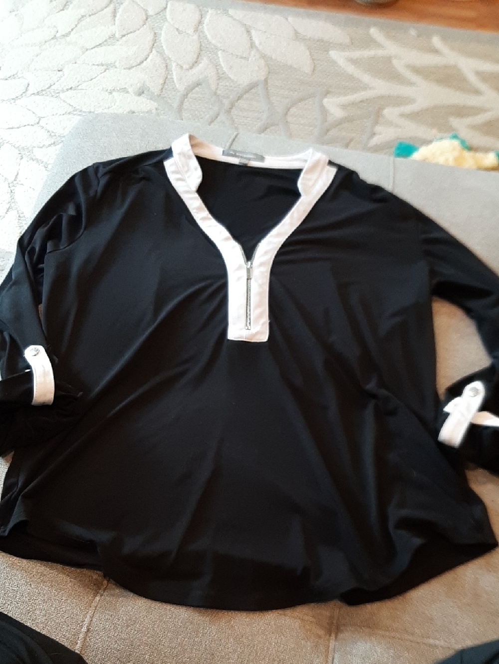 NY Collection Black Top with White Trim